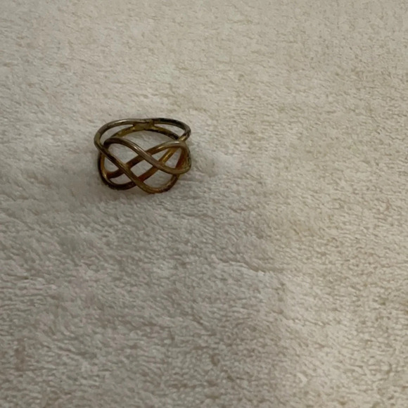 RING - Picture 1 of 4